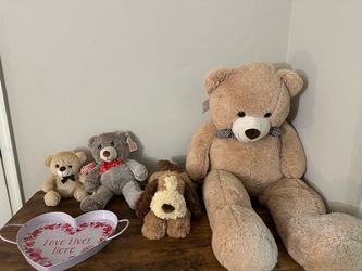 Stuffed animals and Plush toys