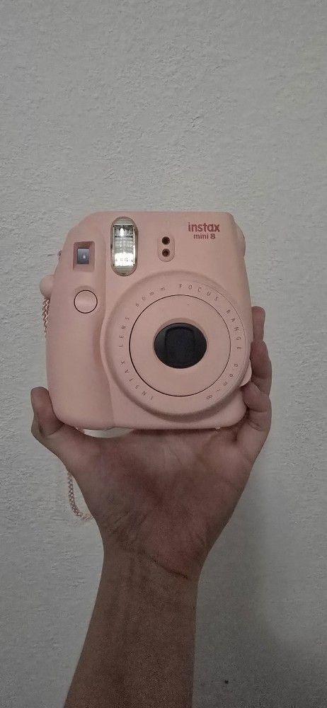Light Pink INSTAX MINI 8