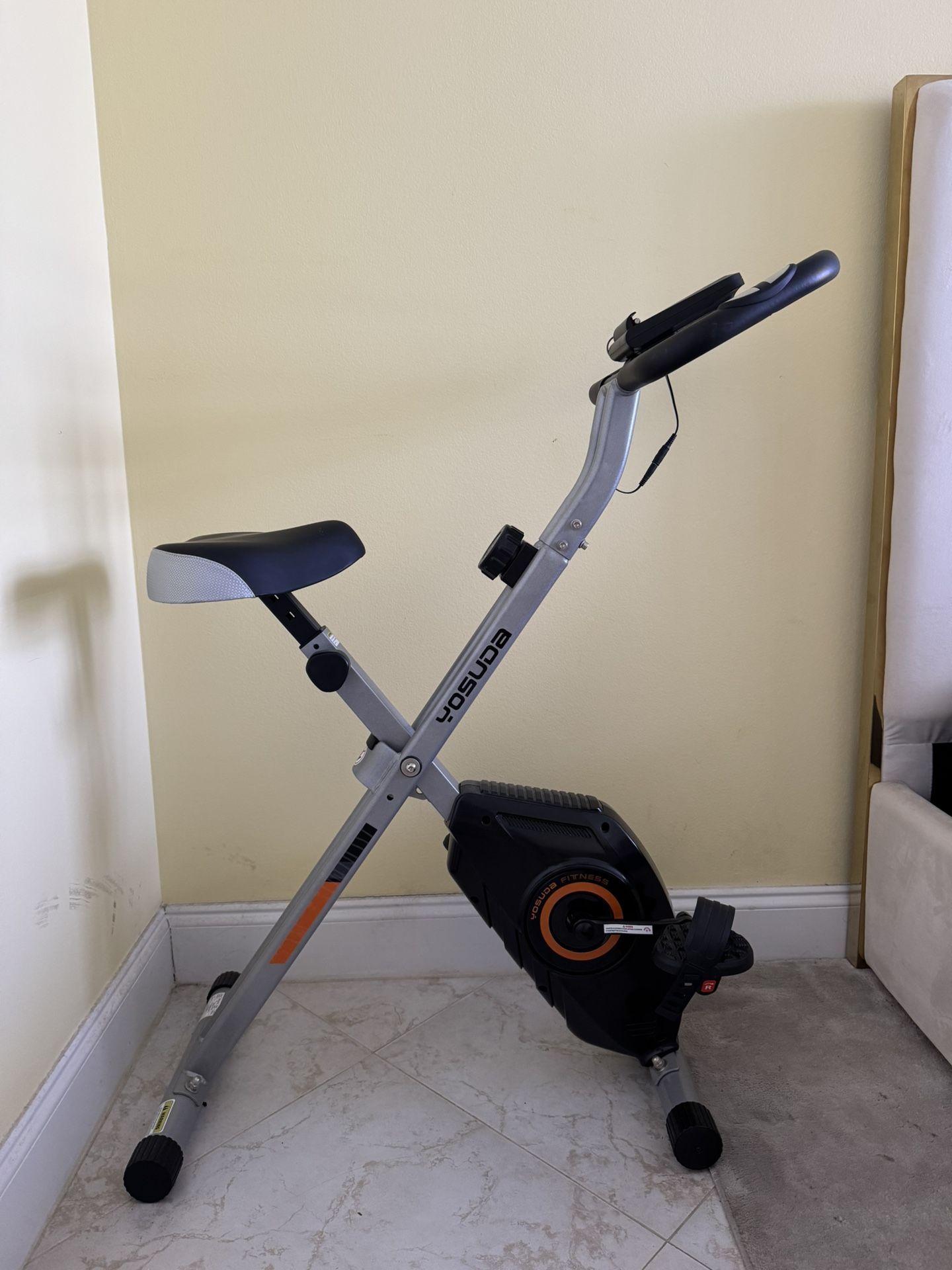 YOSUDA Folding Exercise Bike