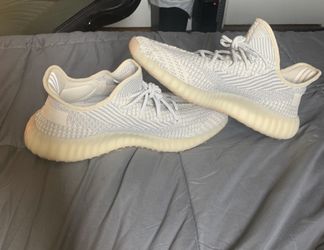 Yeezy Boost 350 V2 Lundmark