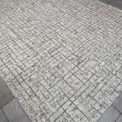 Unique pattern heavy duty area rug - 8x10 feet - E185