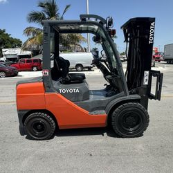 Forklift Toyota 