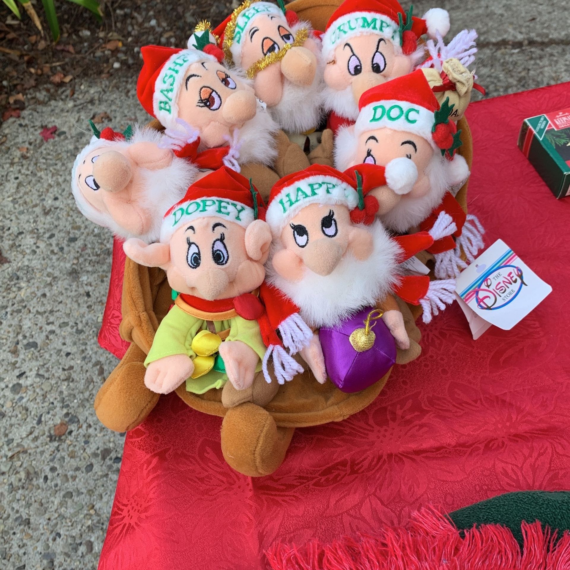 Seven Dwarfs Christmas Sleigh 