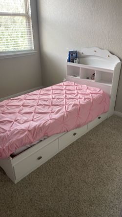 South shore twin bed