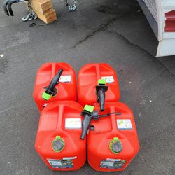 4 Gas Cans For Sale AVAILABLE 