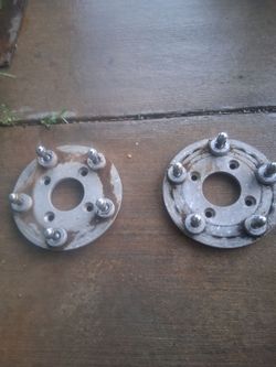 Vintage volkswagen wheel adapters