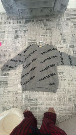 Balenciaga Sweater 