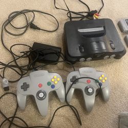 Nintendo 64 With 4 Games And Memory Pack 