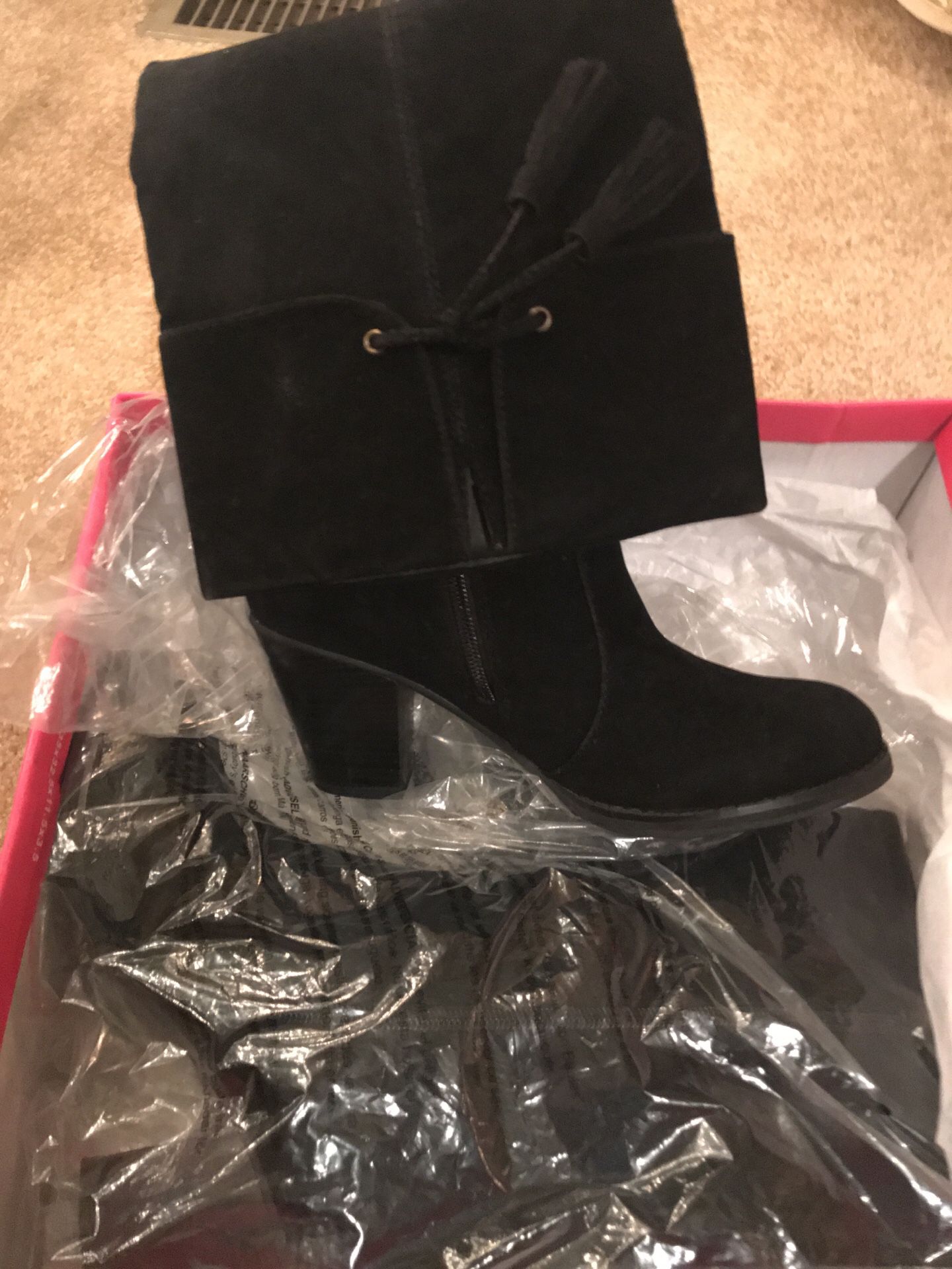 New Women’s size 8.5 Black Boots