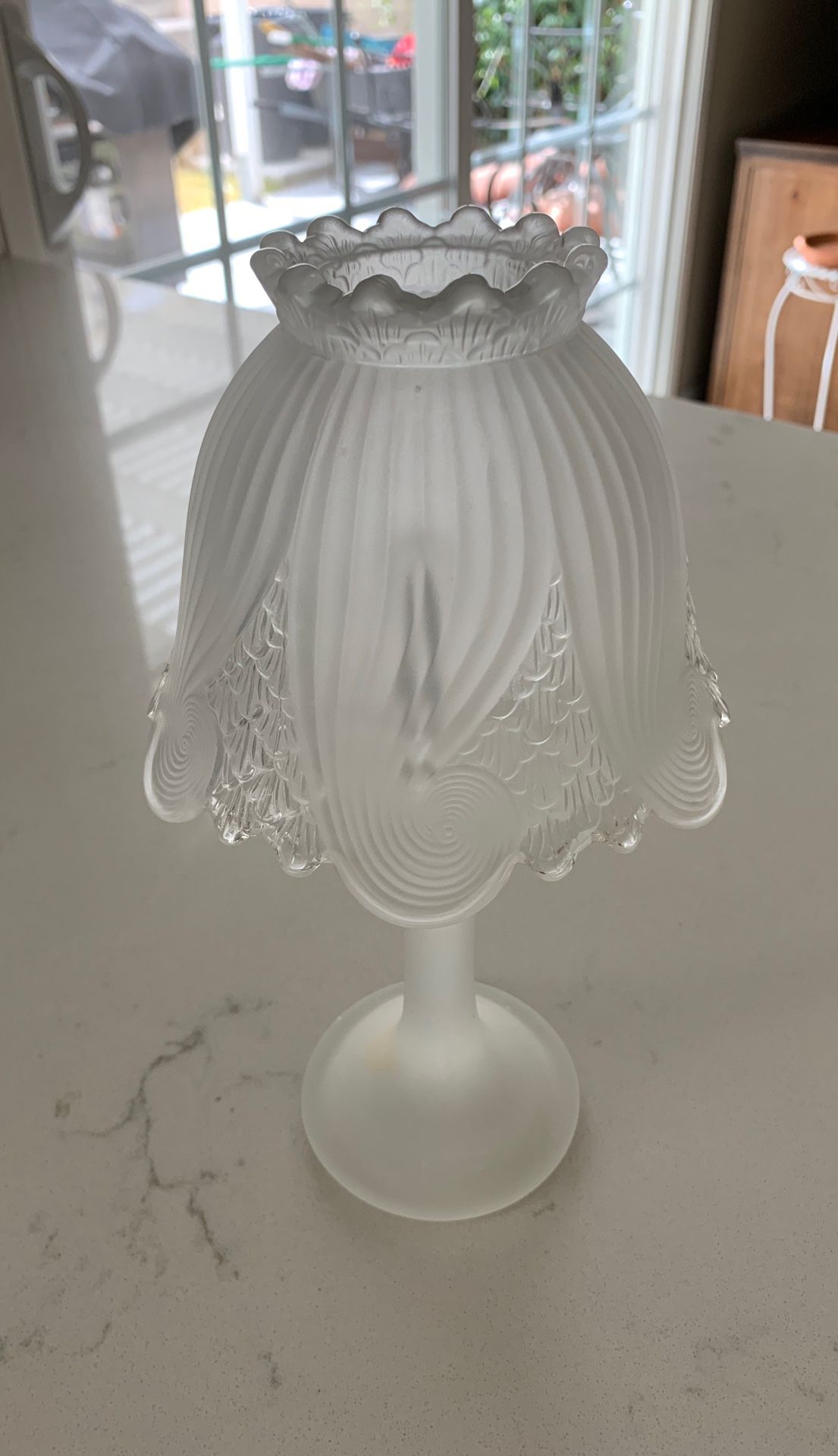 Party Lite White Frosted Glass Candle Lamp Tea Light Holder W Shade