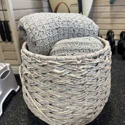 Basket With Blankets 