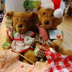 Bea Bear And Matching Boy Bear Made By Hallmark