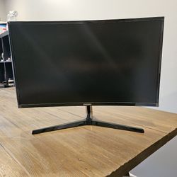 Samsung 27" Curved Monitor 