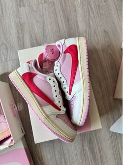Size 7 youth jordan 1 low retro