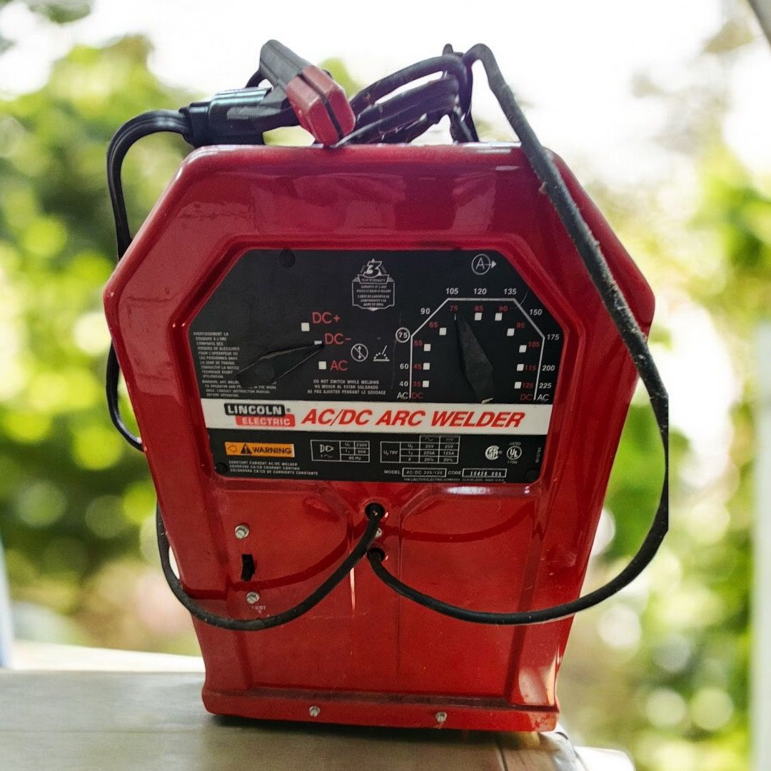 Lincoln AC/DC Arc Welder