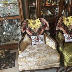 Couch set