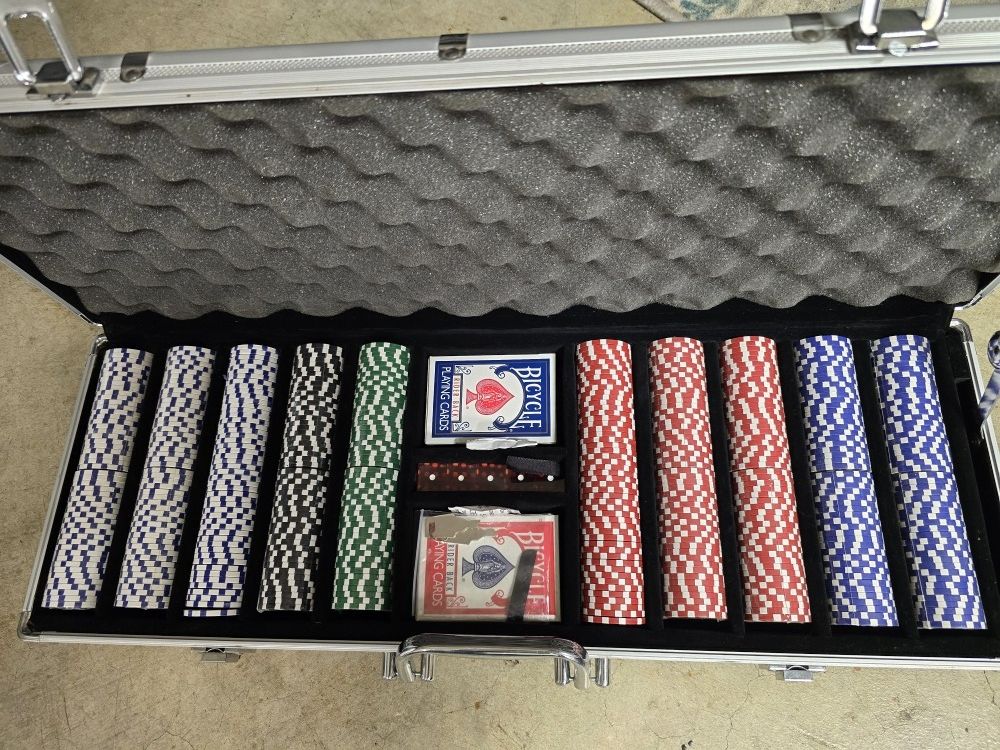 Clay Poker Set In Case New