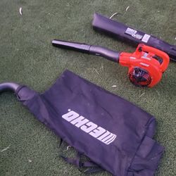 ECHO
165 MPH 391 CFM 25.4 cc Gas 2-Stroke Handheld Leaf Blower Shred N Vac