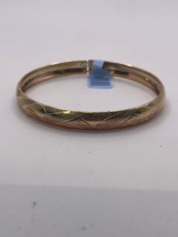 10kt hollow bangle