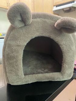 Cat bed