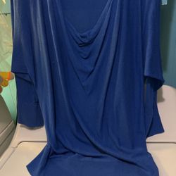 Beautiful Michael  Kors Blue Zipper Shoulder Tunic Size Medium