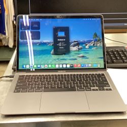 MacBook Air M1 (2020)