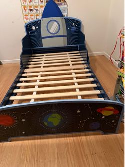Spaceship Toddler Bedframe