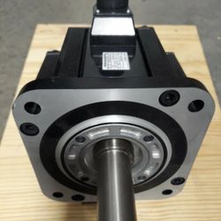 Yaskawa AC Servo Motor SGMG- 20ASB 2KW. 200V 18.5 A