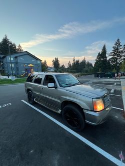 2002 Cadillac Escalade