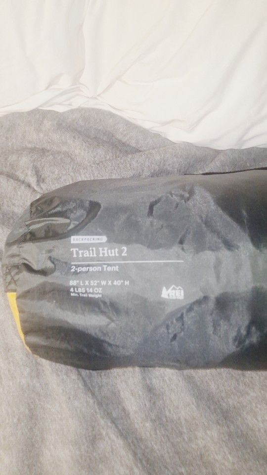 REI Backpacking Trail Hut 2 Tent