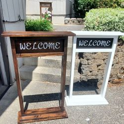 Welcome Plant Stand Holder