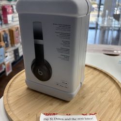  New-beats Solo 4 - Wirless Headphones - Payments Available - Pay $1 Down To take It home