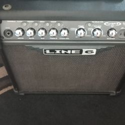 Line 6 Spider III Amp ( Built In Effects Loaded )