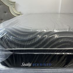 Sealy Hybrid King Size Mattress 