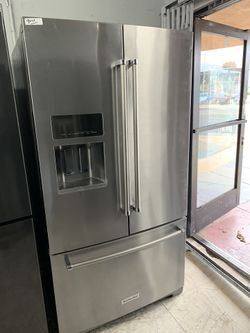 Kitchen aid French door in stainless steel