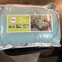 Twin Bed Set 5 Pieces