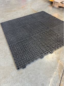 Garage/Outdoor Black Flooring
