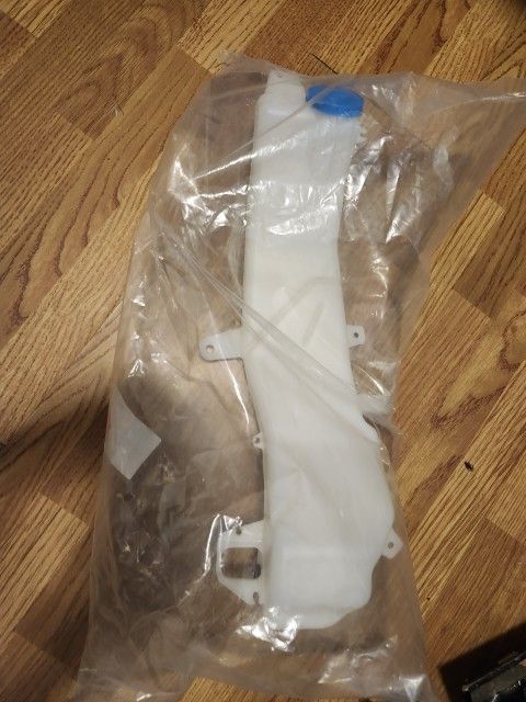 09 Honda Fit Windshield Washer Fluid Reservoir
