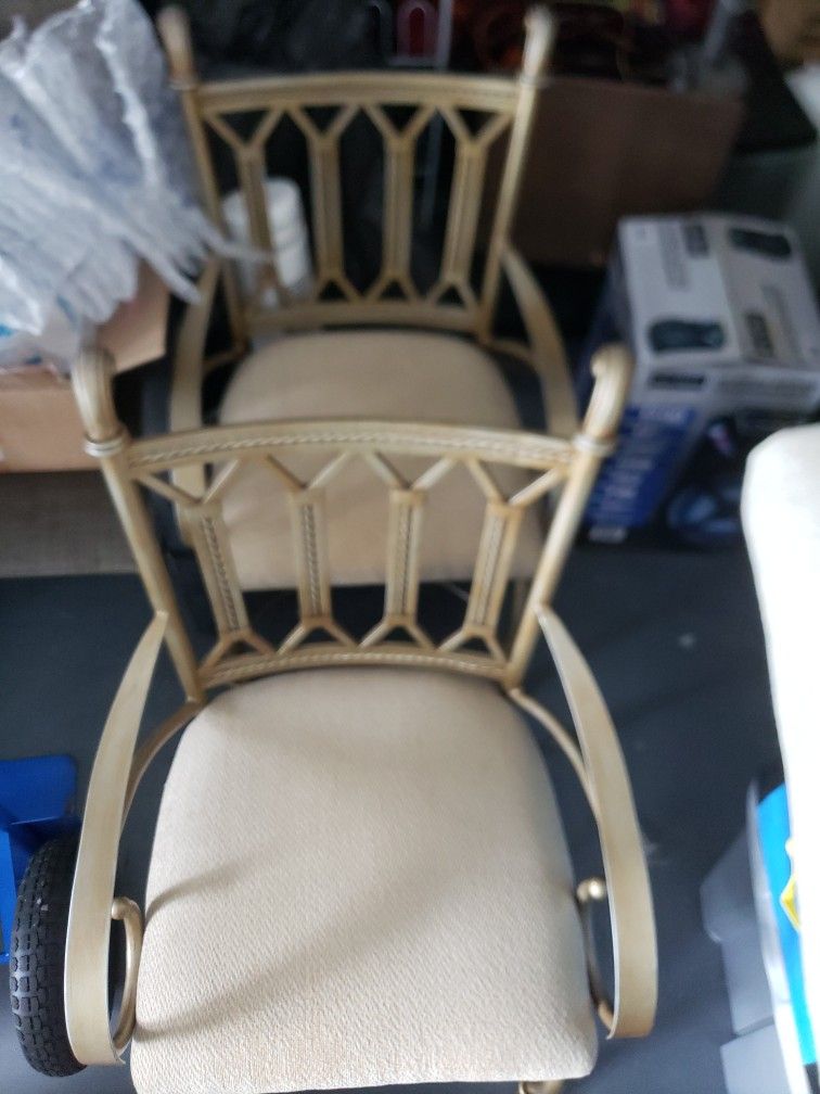 CHAIRS Home & Garden