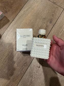 Valentino Womens Perfume