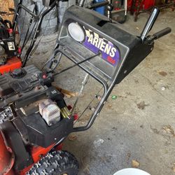 Ariens 824