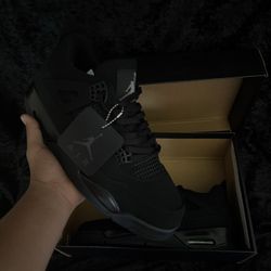Jordan 4 Black Cats
