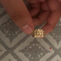 10k Golden Nugget Ring More Then 3.5 Grams Got It For 350$ Asking 250$ HMU All Real Can Test Before Buying 