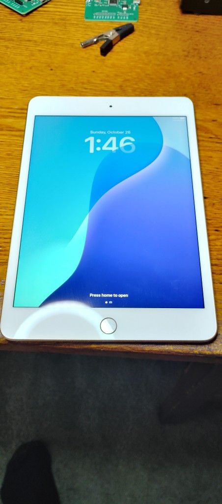 iPad Mini 5th Gen (2019) WIFI only