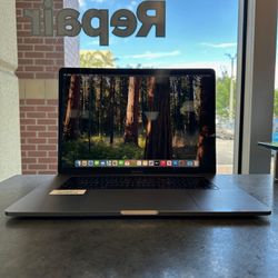 Apple MacBook Pro 15” – 2.2GHz i7 / 16GB / 512GB SSD / 4GB – Space Gray 💻⚡