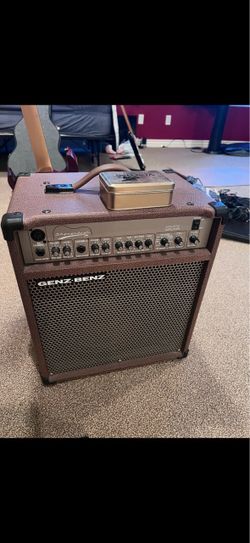 Genz-Benz Acoustic Guitar Amp, Sennheiser Microphone & RockStand Case – Music Equipment Lot