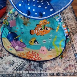 Finding Nemo Baby Gym