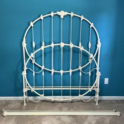 Antique White Full Metal Bed Frame 