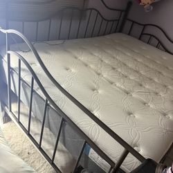 Metal Bed Frame. 