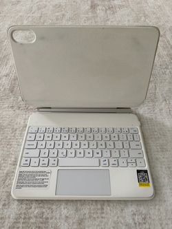 Smart white keyboard laptop cover for iPad 10th gen
